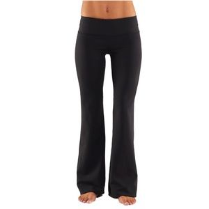 Lululemon Groove Pant Black Yoga Flare Leggings Low Rise Size 10 Women’s